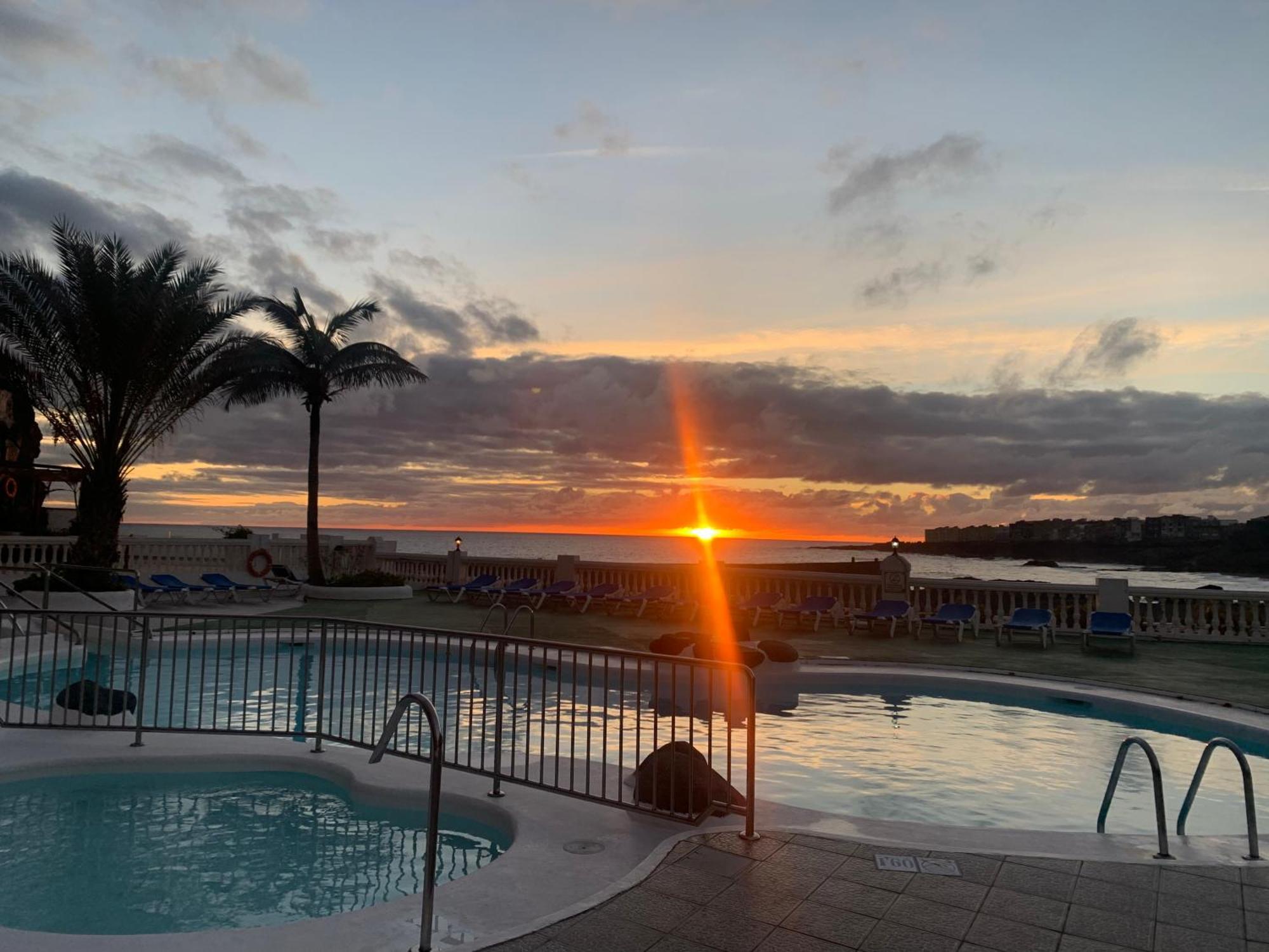 Maravillosa vivienda con piscina al lado del mar La Estrella  Exterior foto
